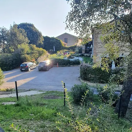 Mas Miraflors 펜션