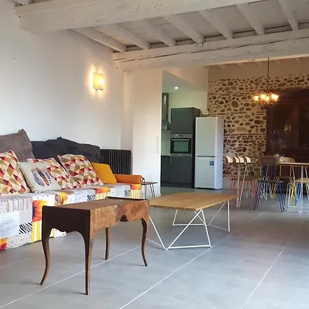 Mas Miraflors 펜션 *